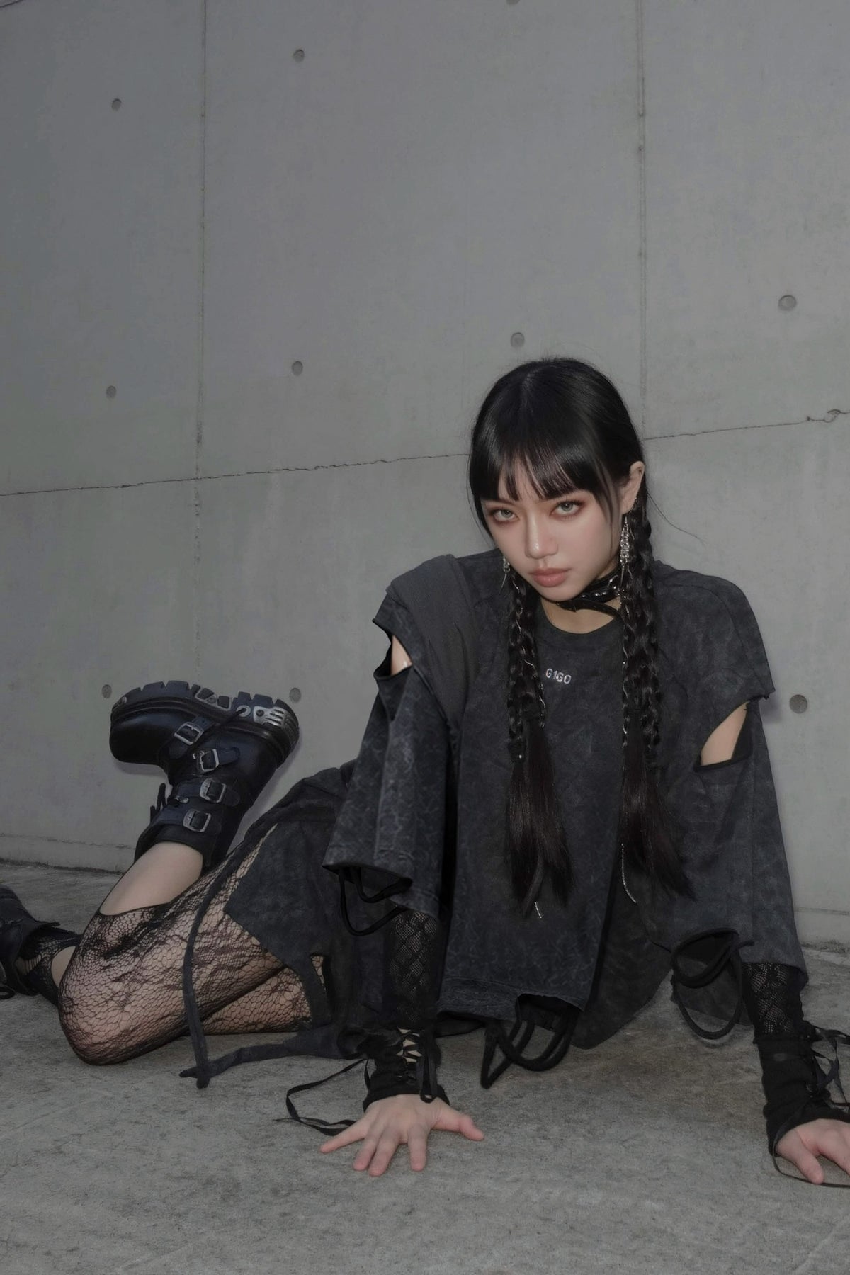 RUIN LAYER OVERSIZE TEE